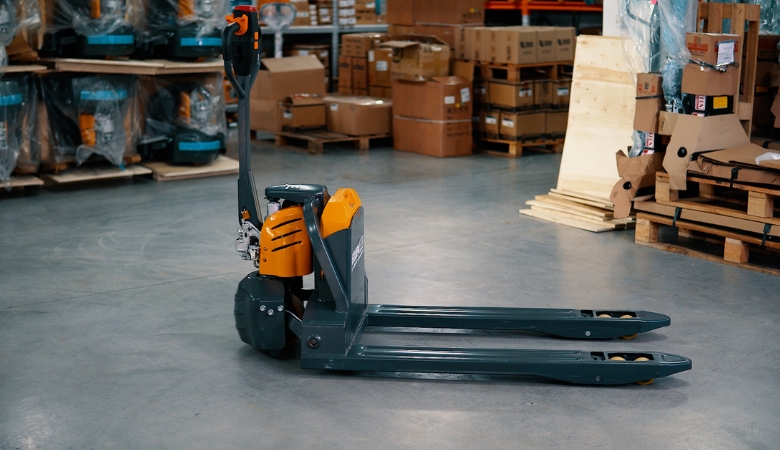 Imagem mostrando o que é paleteira